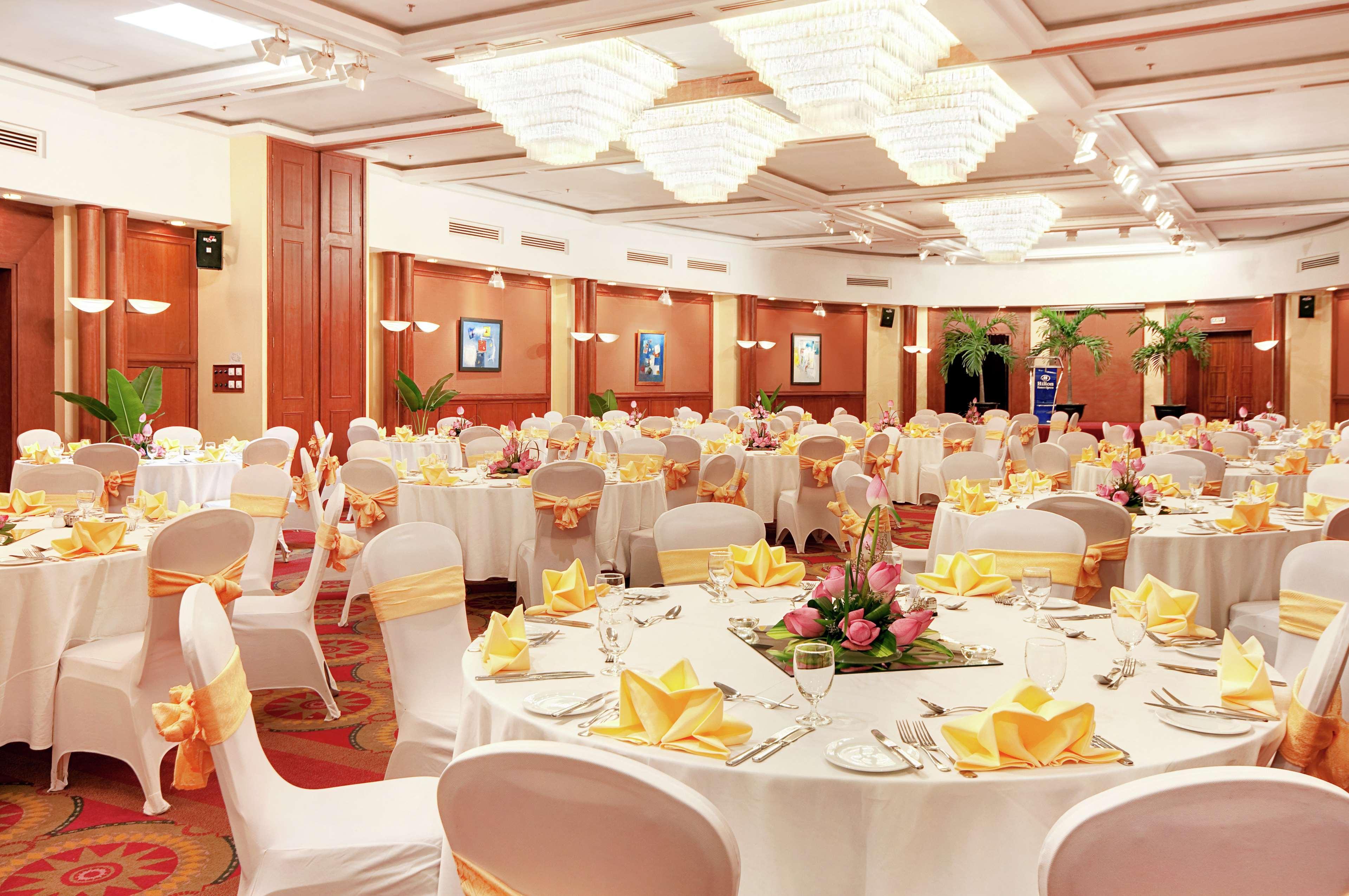 Hilton Hanoi Opera Зручності фото