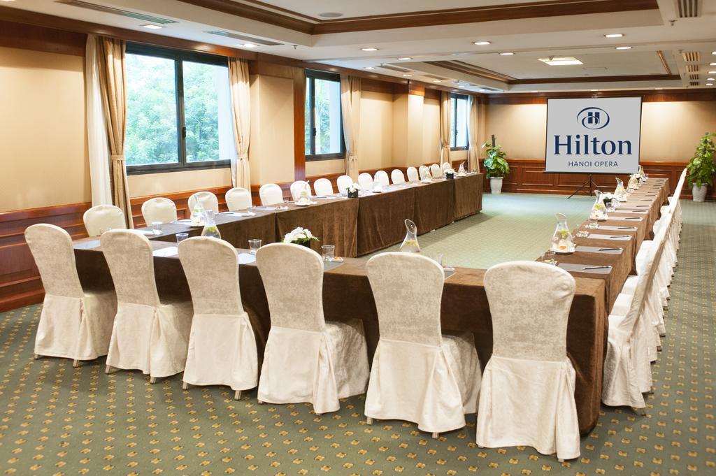Hilton Hanoi Opera Екстер'єр фото